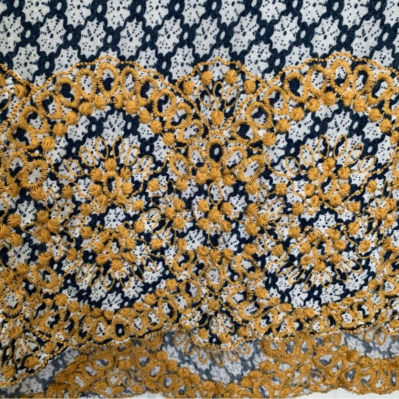 FEVER PLUS Women’s Bohemian/Pheasant Tunic Top Blue/Wht Embroidered Gold Lace 3X - Picture 9 of 9